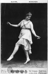 Isadora Duncan (1877-1927) c.1903-04